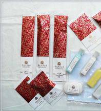 �h(hu��n)����SD002